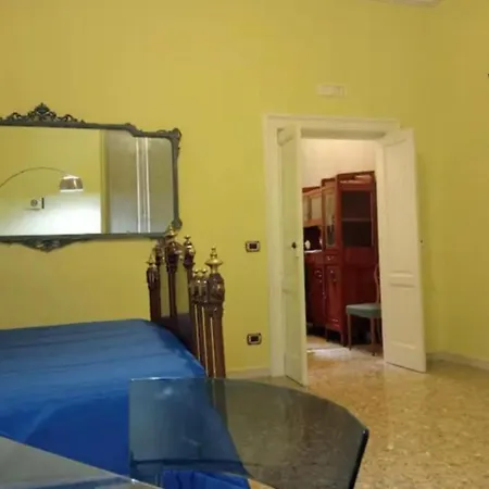 Apartment Mezzanino Con Patio E Archi A Vela Bari